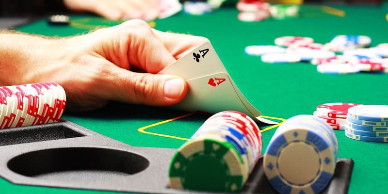 Cách chơi poker chính xác nhất dành cho người mới